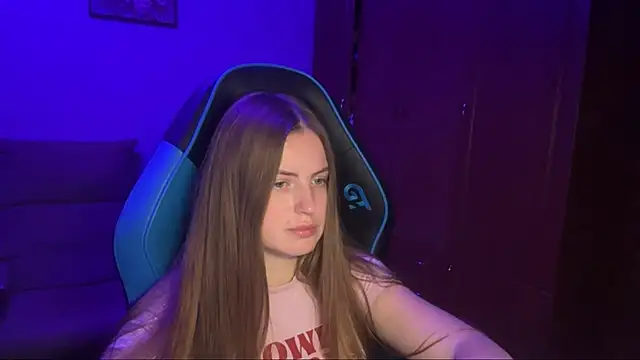SilkSinner_ Cameră chat live