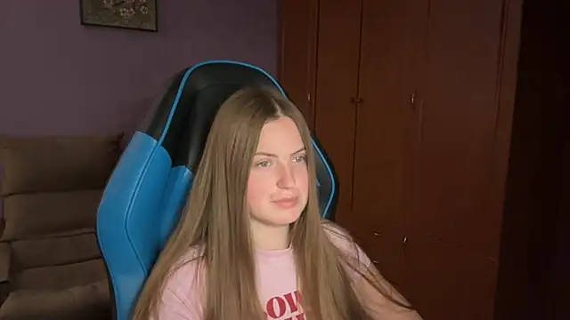 SilkSinner_ Cameră chat live