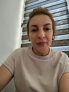 Hot-Milf4U – live chatrum