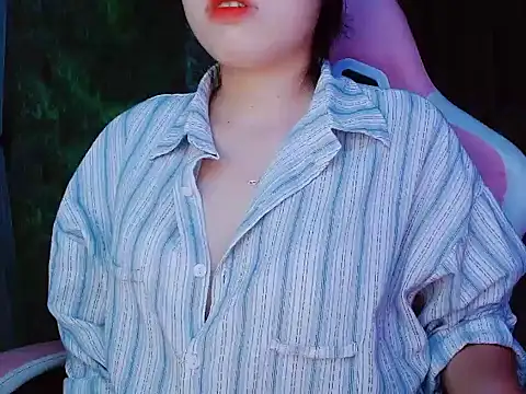 Julie_Ulie 실시간 채팅방