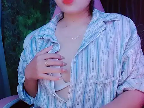 Julie_Ulie 실시간 채팅방