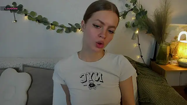 HoneyEmillyn Live chat-huone
