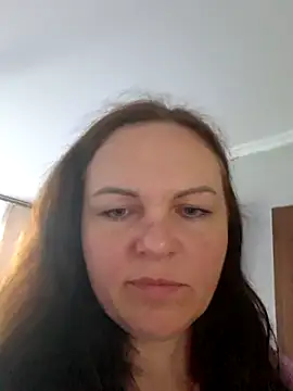 Pokój czatu na żywo – Meri_a