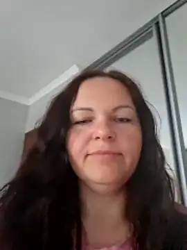 Meri_a Adlı Modelin Canlı Sohbet Odası