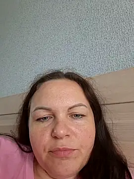 Meri_a's Live Chat Room