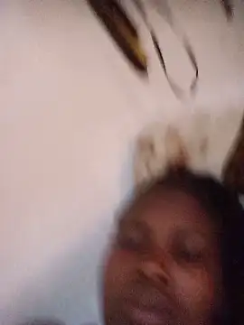 Tiffany-Tess Live Chatraum