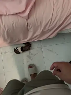 חדר צ'אט בשידור חי של Alina006_