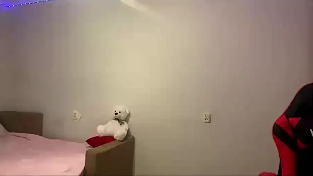 cute_nessy Live Chatraum