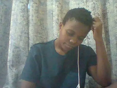 tina_2030 Live Chatraum