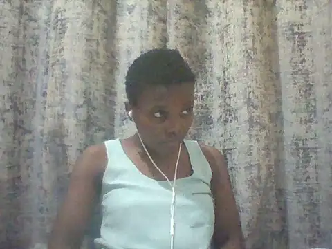 tina_2030n Live chat-huone