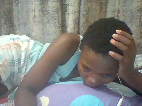tina_2030 Live Chatraum