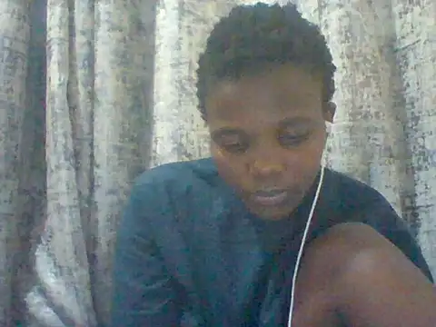 tina_2030's Live Chat Room