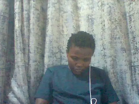 tina_2030's Live Chat Room
