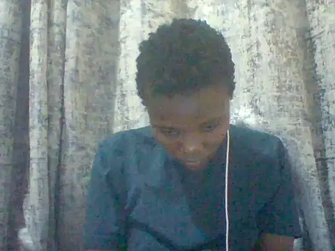 tina_2030's Live Chat Room