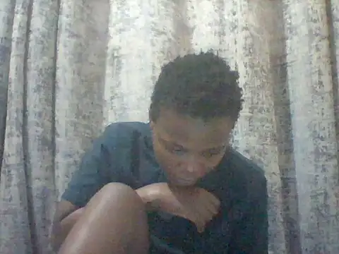tina_2030's Live Chat Room