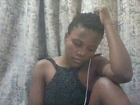 tina_2030 Live Chatraum
