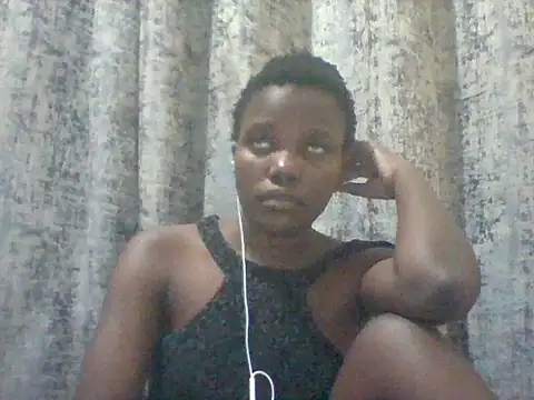 tina_2030 Live Chatraum