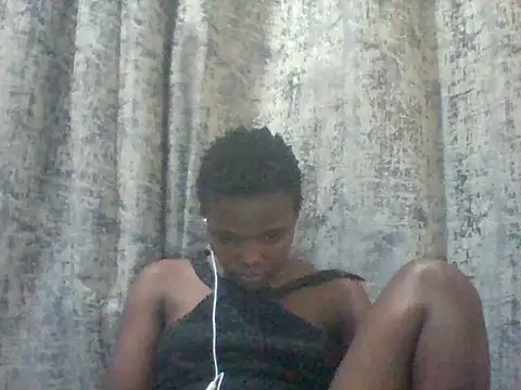 tina_2030 Live Chatraum