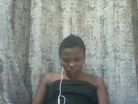 tina_2030 Live Chatraum