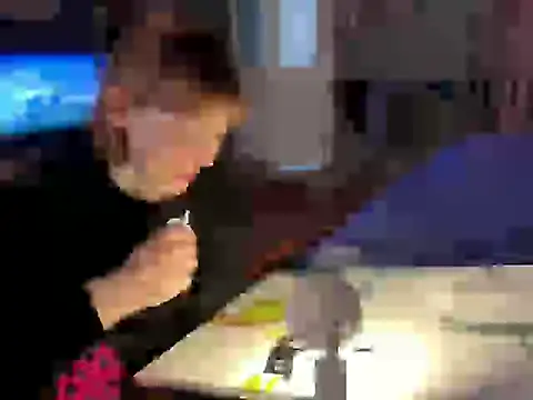 ShonnaTweddle Live Chatraum