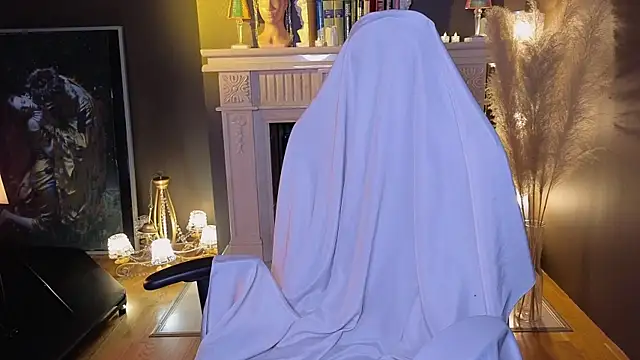 LuluKissmi Adlı Modelin Canlı Sohbet Odası