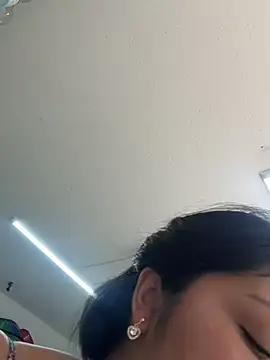 ISABELLA__LUNA 실시간 채팅방