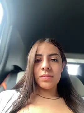 Sala de chat en directo de Hanna_Cruz_