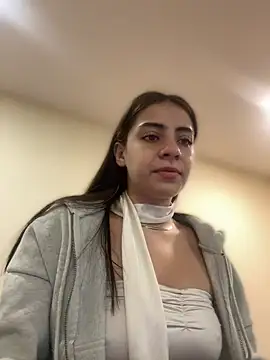 غرفة دردشة Hanna_Cruz_ المباشرة