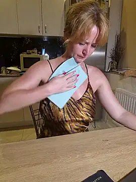 AnissaDolll Live Chatraum