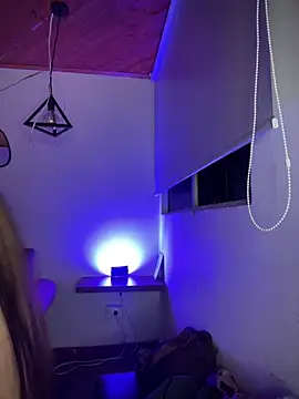 Angela_pink18 Cameră chat live