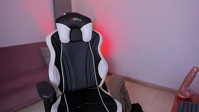 Lunaa_XXX: δωμάτιο απευθείας συνομιλίας