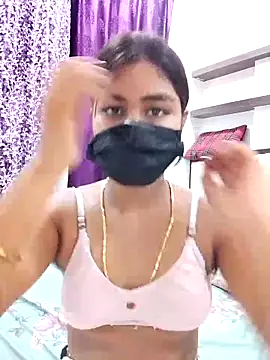 manisha-rani09 Adlı Modelin Canlı Sohbet Odası