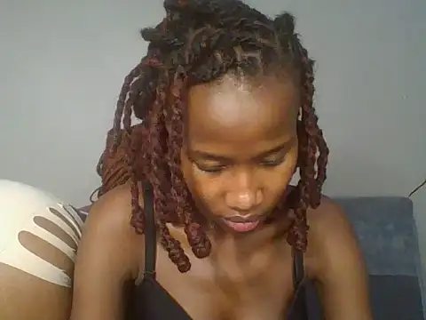 Blonde_slimy Cameră chat live