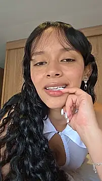 Chat ao vivo de alicia_kiss_