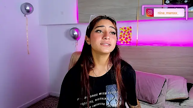Nina-Mars 실시간 채팅방