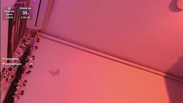 Sala de chat en directo de soft_cherry_