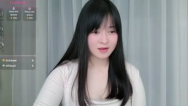 -Yuko- чат на живо