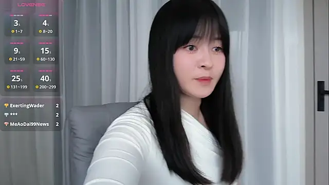 -Yuko- Cameră chat live