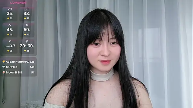 חדר צ'אט בשידור חי של -Yuko-