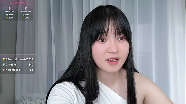 -Yuko- чат на живо
