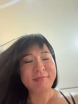 -Yuko-のライブチャットルーム