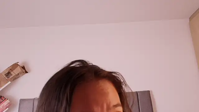 bellaroch 现场聊天室