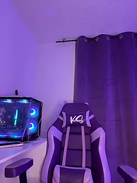 Kayle_11 Adlı Modelin Canlı Sohbet Odası