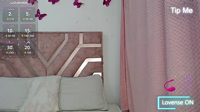 Živá chatovací místnost Angel-Hott_
