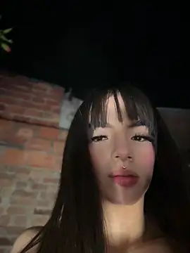 חדר צ'אט בשידור חי של barbie_gv