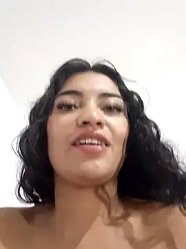 Perla-stone1 – live chatrum