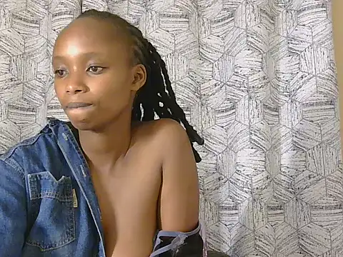 Petitemissy Live chatroom