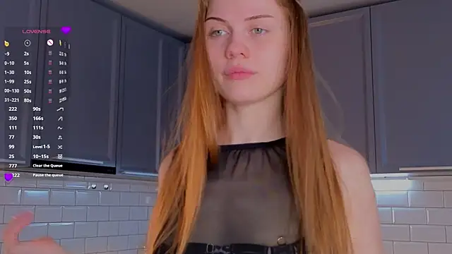 DivaCrystal_ Adlı Modelin Canlı Sohbet Odası