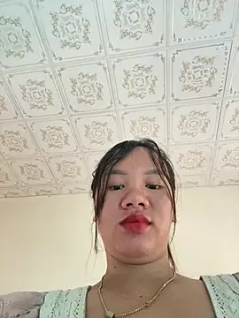 Suki-love লাইভ চ্যাট রুম