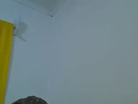 חדר צ'אט בשידור חי של pumpumtight